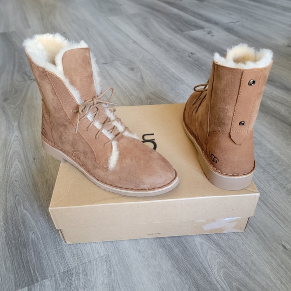 ugg quincy lace up chestnut suede